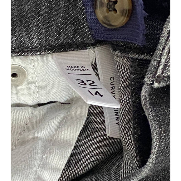 Ann Taylor LOFT black denim shorts rolled up - Womens 14 / 32 faded wash - Picture 4 of 5